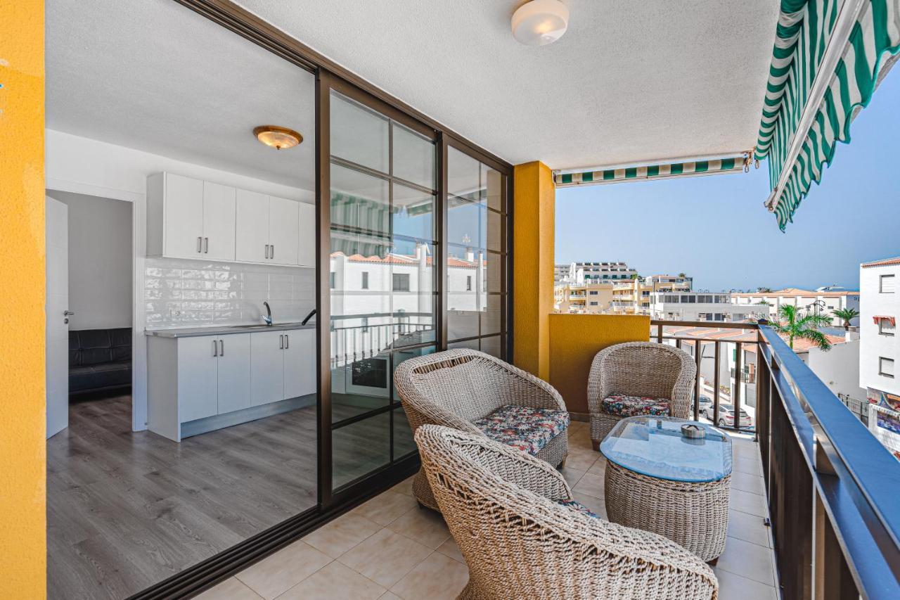 Family Apartment With 3 Bedrooms And Balcony Near Los Gigantes And Ocean Puerto de Santiago  Exterior photo